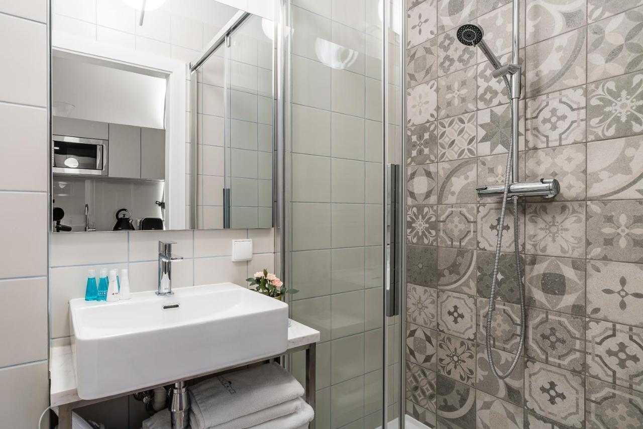 Sanhaus Apartments - Fiszera 6 - 2 Minuty Od Deptaka, 5 Minut Od Plazy 소포트 외부 사진